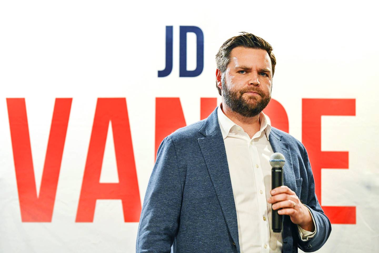 JD Vance plays Republican, but is handled by the British Pilgrims Society